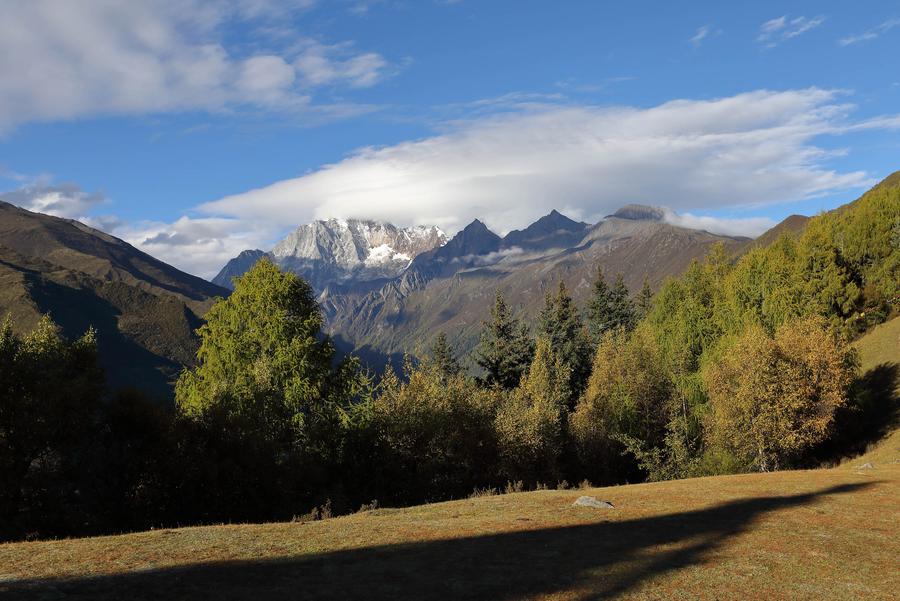 Autumn scene in Siguniang Mountain, Sichuan province