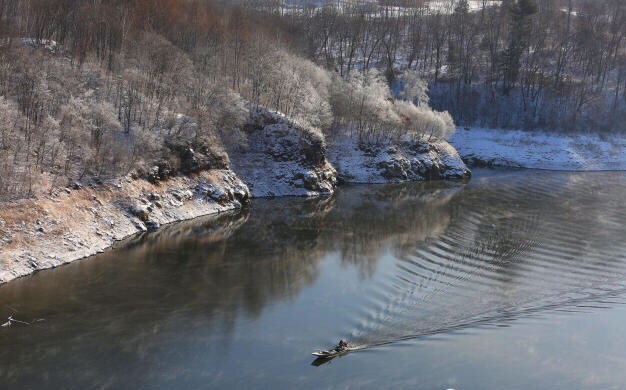 Marvelous natural scenery of Jinlong Bay in Jilin