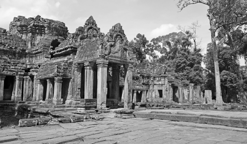 At dawn or dusk, Angkor Wat dazzles