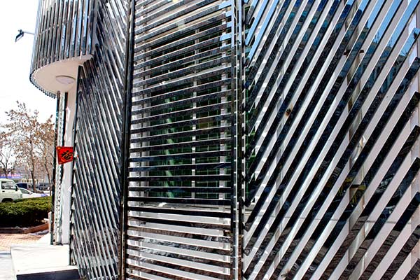 'Anti-theft' house surrounded by steel