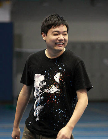 丁俊晖打篮球狂飙三分