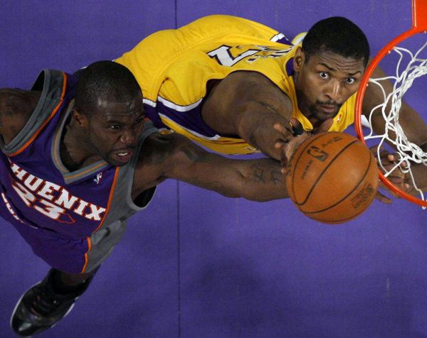 NBA：科比40分力压纳什两双 西部决赛湖人1:0太阳