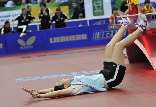 世乒赛：中国女乒梦碎莫斯科 男乒勇夺五连冠