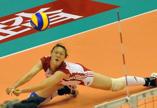女排精英赛：中国女排1:3不敌多米尼加