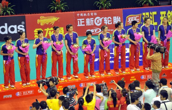 新女排首秀获亚军 王宝泉自评“基本及格”
