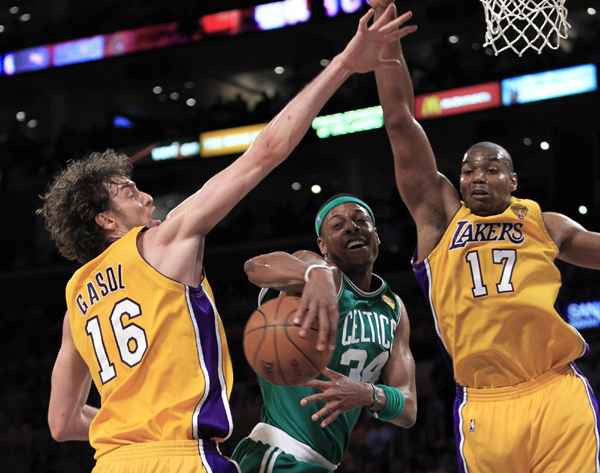 NBA：科比30分加索尔两双 湖人胜凯尔特人总分1:0