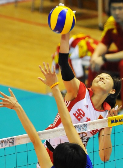 女排亚洲杯：中国队3:0横扫泰国夺冠