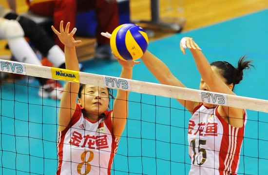女排亚洲杯:中国队3:0横扫泰国夺冠