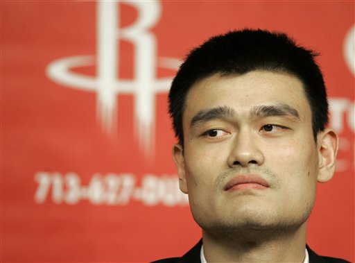姚明受伤后工资谁来付? 保险公司担起八成薪水