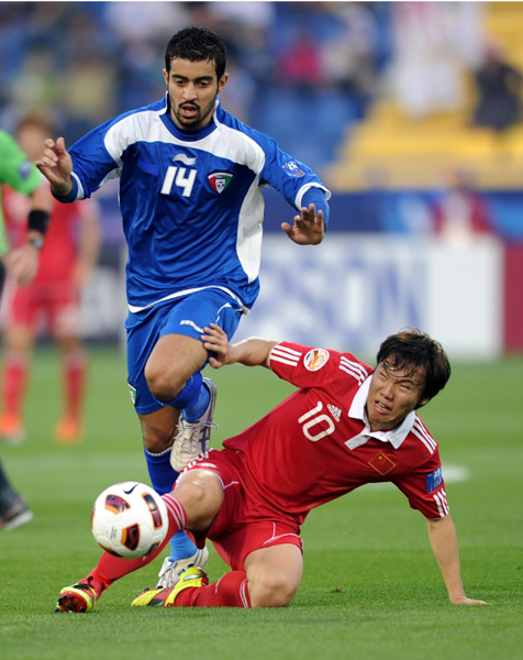 亚洲杯:国足2:0完胜10人科威特取得开门红