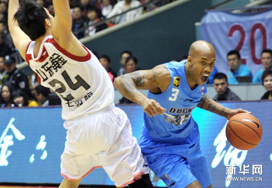 CBA：山东3:0横扫卫冕冠军北京 首次晋级总决赛