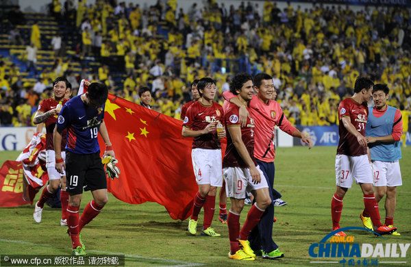 亚冠半决赛首回合：广州恒大4:1客场大胜柏太阳神