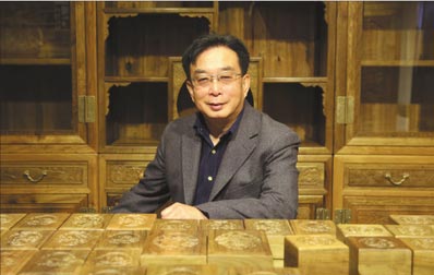 Carving out a new name for Chinese furniture