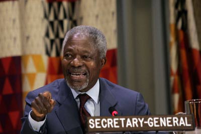 U.N. Secretary General Kofi Annan speaks during the presentation of a report, on the International Year of Sport and Physical Education, to the United Nations Office of Sport for Development and Peace at U.N. headquarters in New York April 3, 2006. [Reuters]