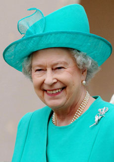 Britain's Queen Elizabeth II leaves after attending the traditional Easter Sunday Service at St George's Chapel in Windsor Castle, April 16, 2006. 