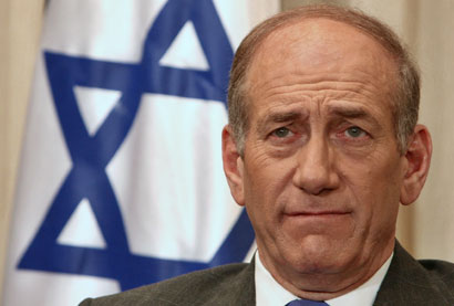 Israeli Prime Minister Ehud Olmert attends a joint news conference with Israeli President Moshe Katzav in Jerusalem August 8, 2006.