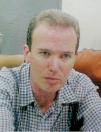 John Mark Karr, an American primary school teacher and a suspect in the murder of JonBenet Ramsey, appears in an undated Thai police handout photo released August 17, 2006. Karr was arrested while travelling in Thailand following a lengthy investigation into the child beauty queen's death at her parent's Colorado home in 1996. 