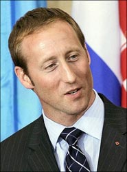 Canada's Foreign Affairs Minister Peter MacKay, pictured September 2006, is facing pressure to step down as the fallout from an insulting remark he allegedly made about his former girlfriend, an opposition parliament member, continues to grow. (AFP, File Photo)
