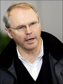 US Assistant Secretary of State Christopher Hill speaks to the media on arrival in Beijing, November 2006. Six-party talks on ending North Korea's nuclear program will take place 