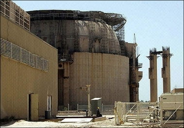 A general view shows the Bushehr nuclear power plant in Iran, June 2006. The European Union urged Iran on Wednesday to take up an offer to suspend its nuclear enrichment in return for suspending sanctions on Tehran.(AFP
