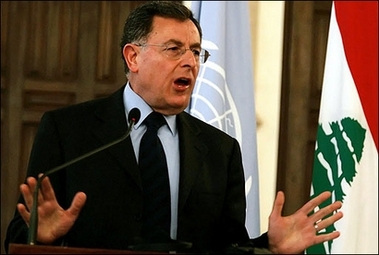 UN chief Ban Ki-moon is studying a letter he received from Prime Minister Fuad Siniora of Lebanon, seen here in March 2007, regarding the proposed international tribunal on the murder of Lebanese ex-premier Rafiq Hariri, his press office said Wednesday.(AFP