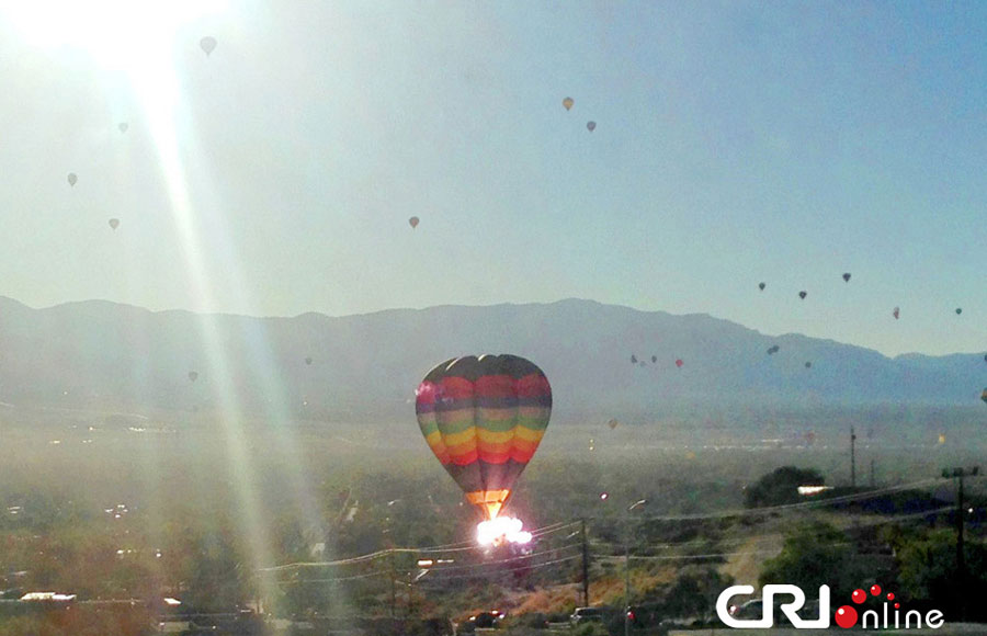 Hot Air Balloon Crashes after Hitting Power Lin