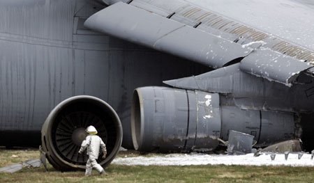 US Air Force cargo plane crashes