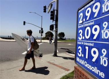 Crude oil prices hit $70 a barrel in Asia