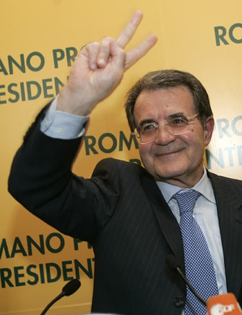 Prodi celebrates election win, meets press