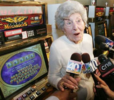 Woman, 84, wins $10 mln on slot machine