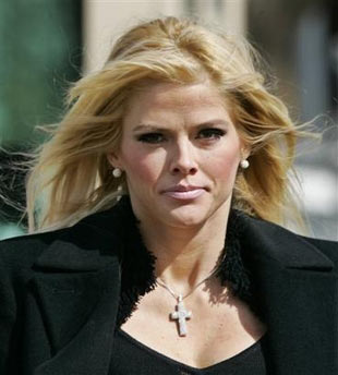 Anna Nicole Smith: 'Yes, I am pregnant'