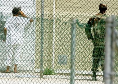 Gitmo detainee says clash involved Qurans