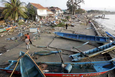 Tsunami-hit Indonesian city