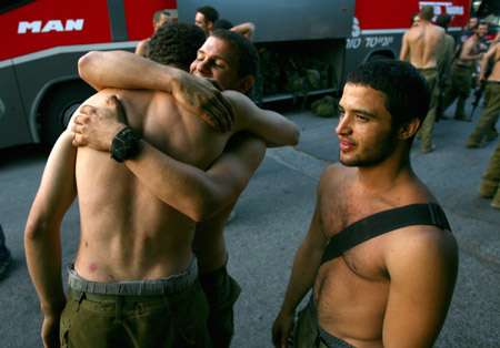 Israel readies for deeper push into Lebanon