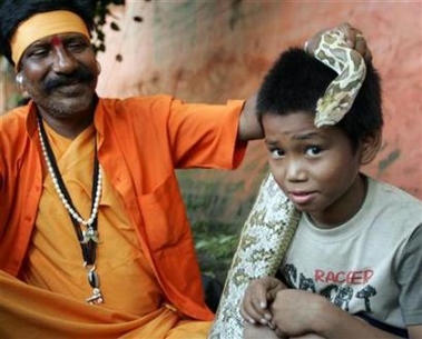 Mass hysteria in kids as snake killed