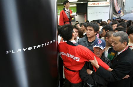 PlayStation 3 debuts in Japan