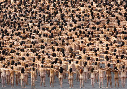 Naked volunteers pose for US photographer Spencer Tunick 