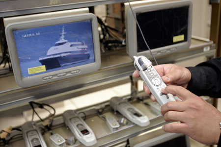 Boeing to lift veil on 787 Dreamliner