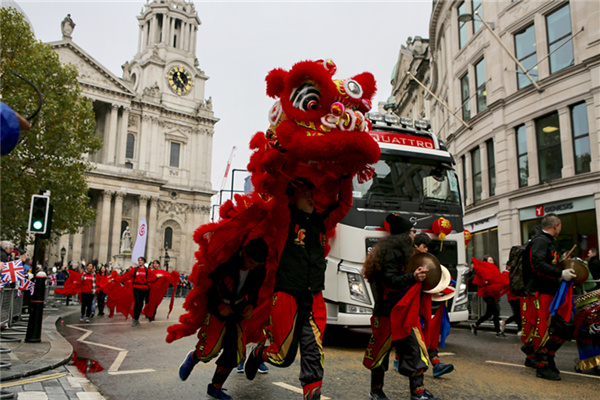 Chinese floats feature in Lord Mayor's Parade
