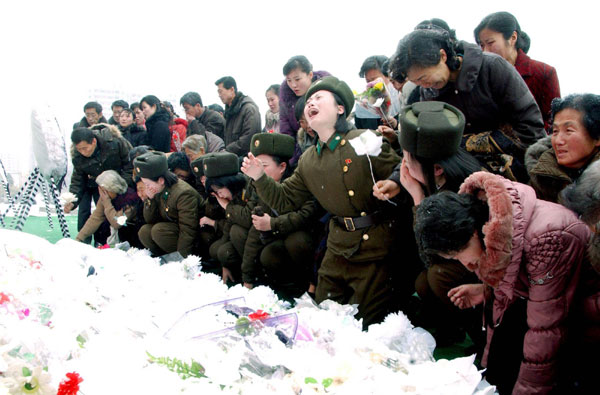 Pyongyang mourns with deep grief in heavy snow