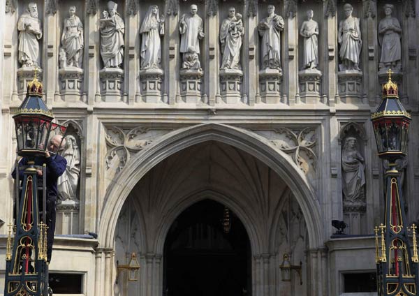 Westminster Abbey gears up for wedding rehearsal