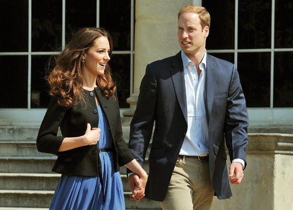 Prince William, Kate Middleton, leave palace
