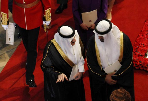 Distinguished guests throng royal wedding site