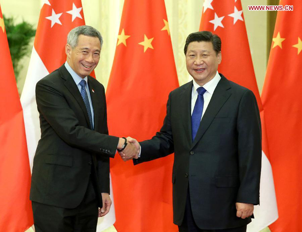 Xi meets Singaporean prime minister
