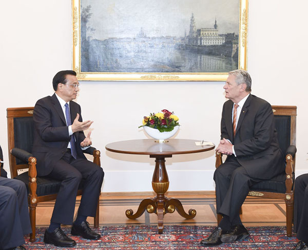 Chinese Premier meets German leaders