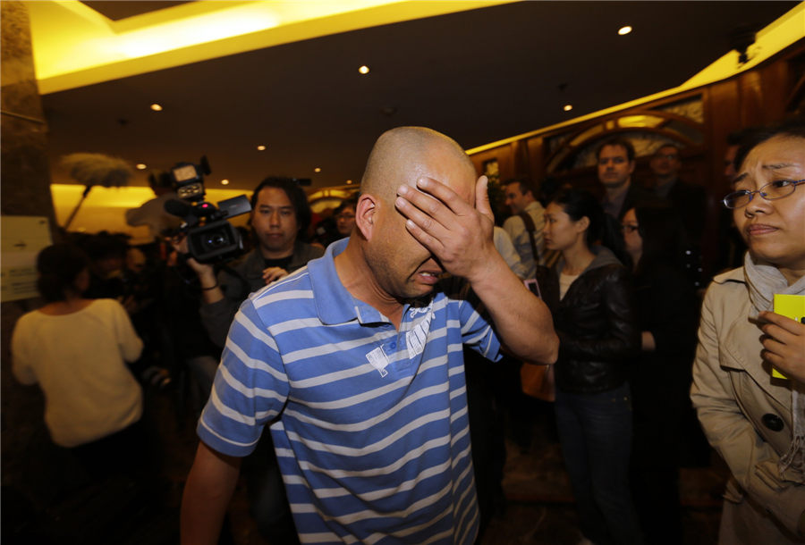 Family members in tears upon plane crash