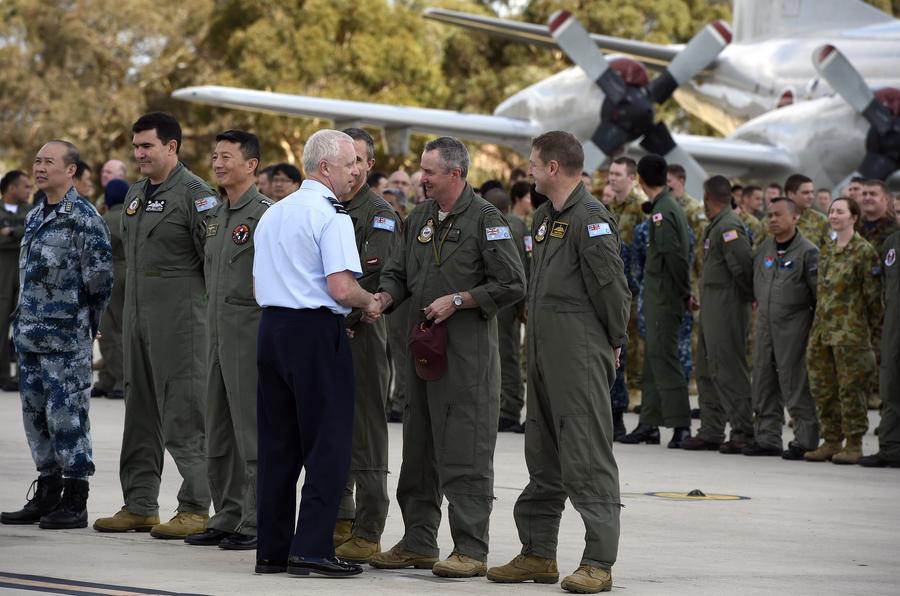 Search for missing MH370 enters new phase