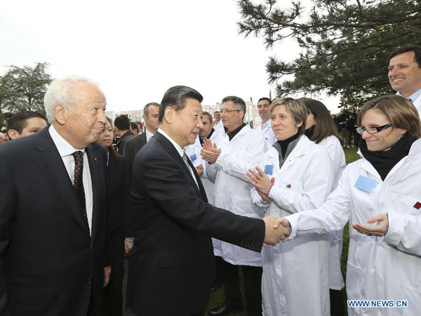 President Xi visits Biomerieux research center in France