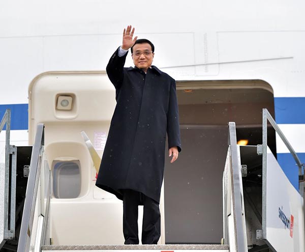 Chinese premier arrives in Switzerland for Davos forum, working visit