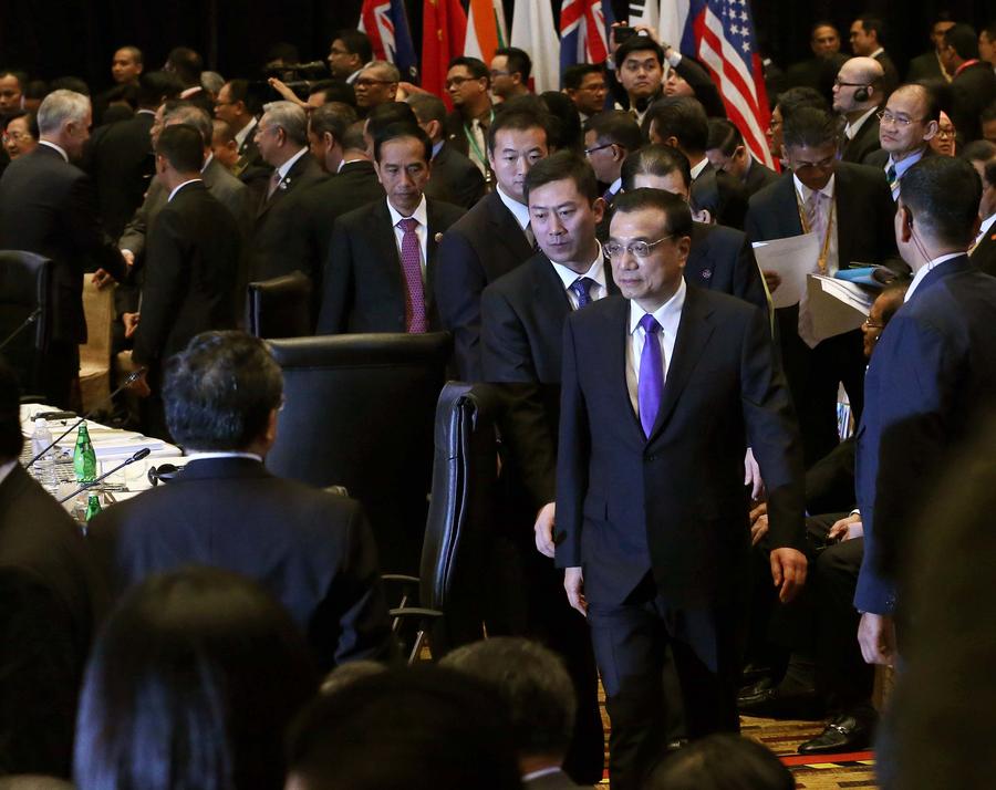 Chinese premier attends 10th East Asia Summit in Kuala Lumpur, Malaysia